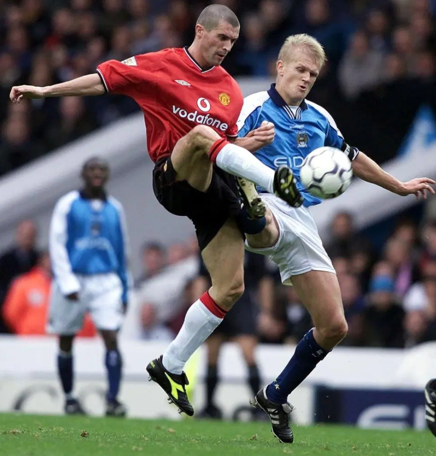 开云体育中国-曼联鏖战墨西哥，加维完成帽子戏法的简单介绍