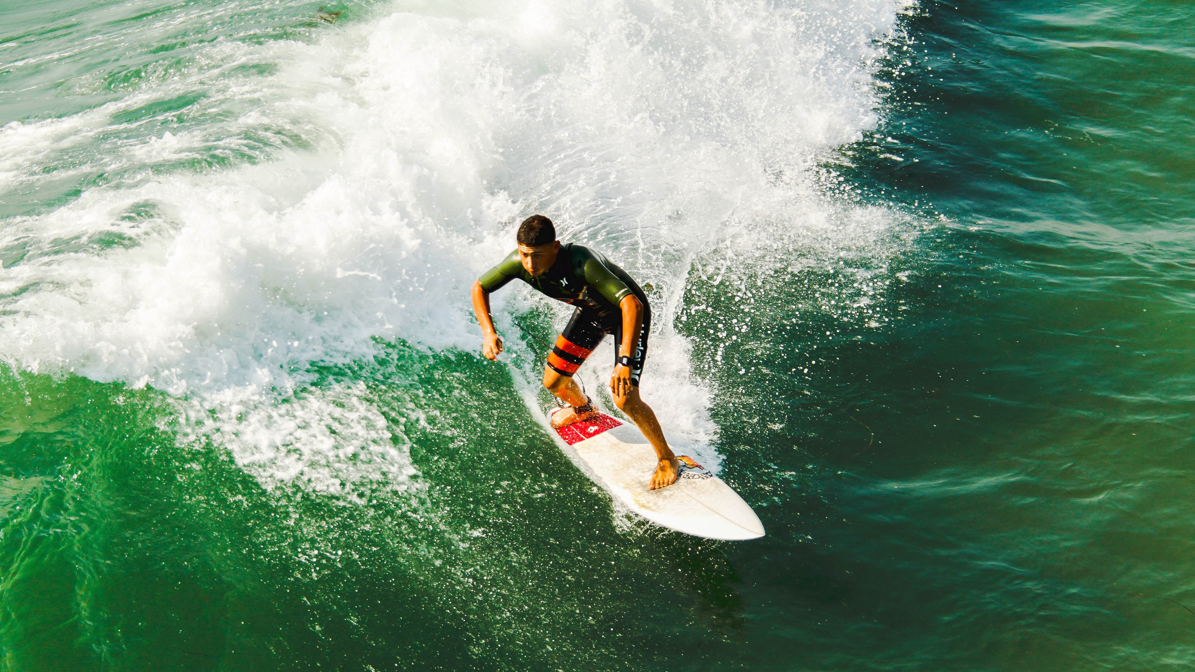 德布劳内艺术性爆发撕裂铁血防线，马德里竞技式封锁能否冻结摩纳哥新星？